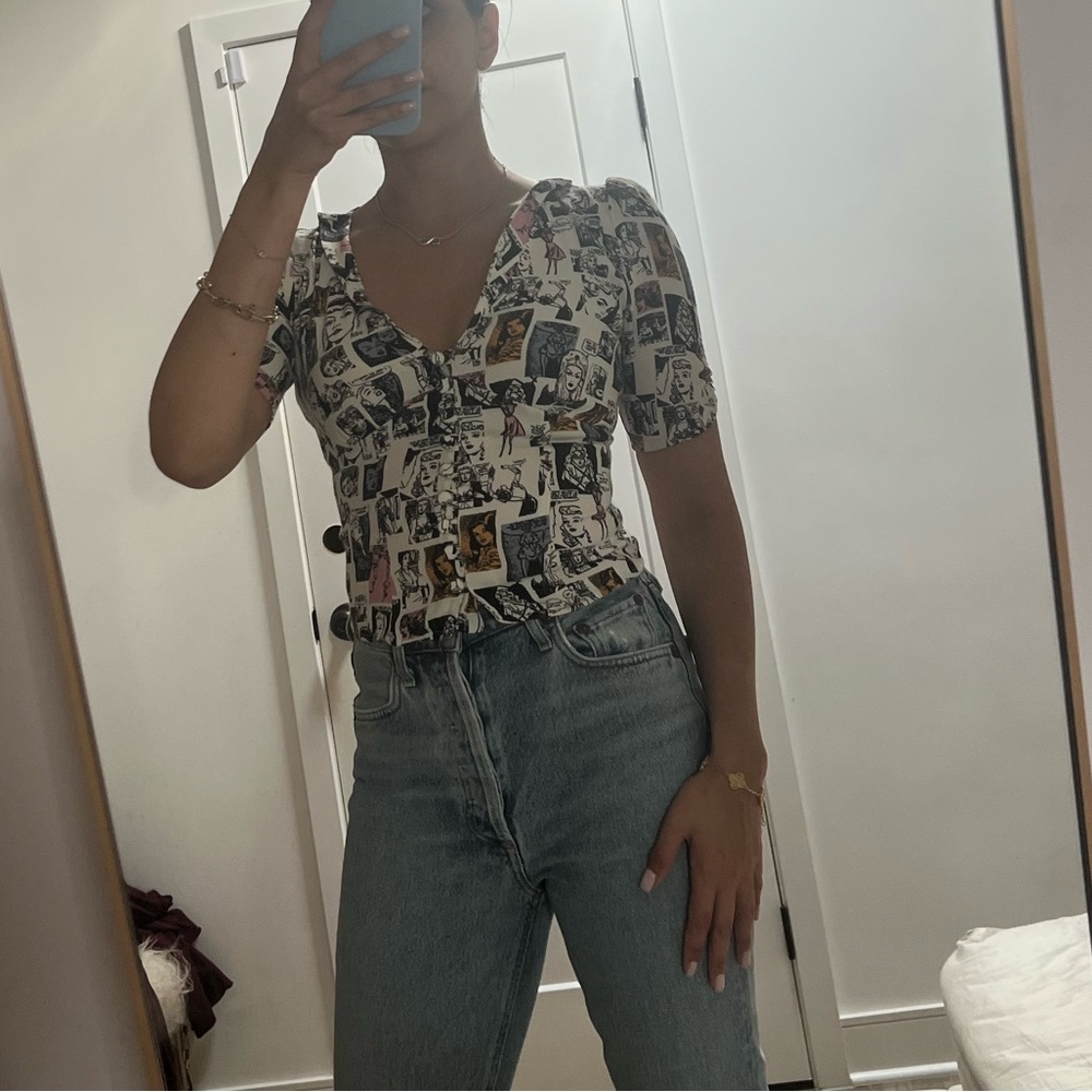 Reformation Devon Top Comic Book - image 3